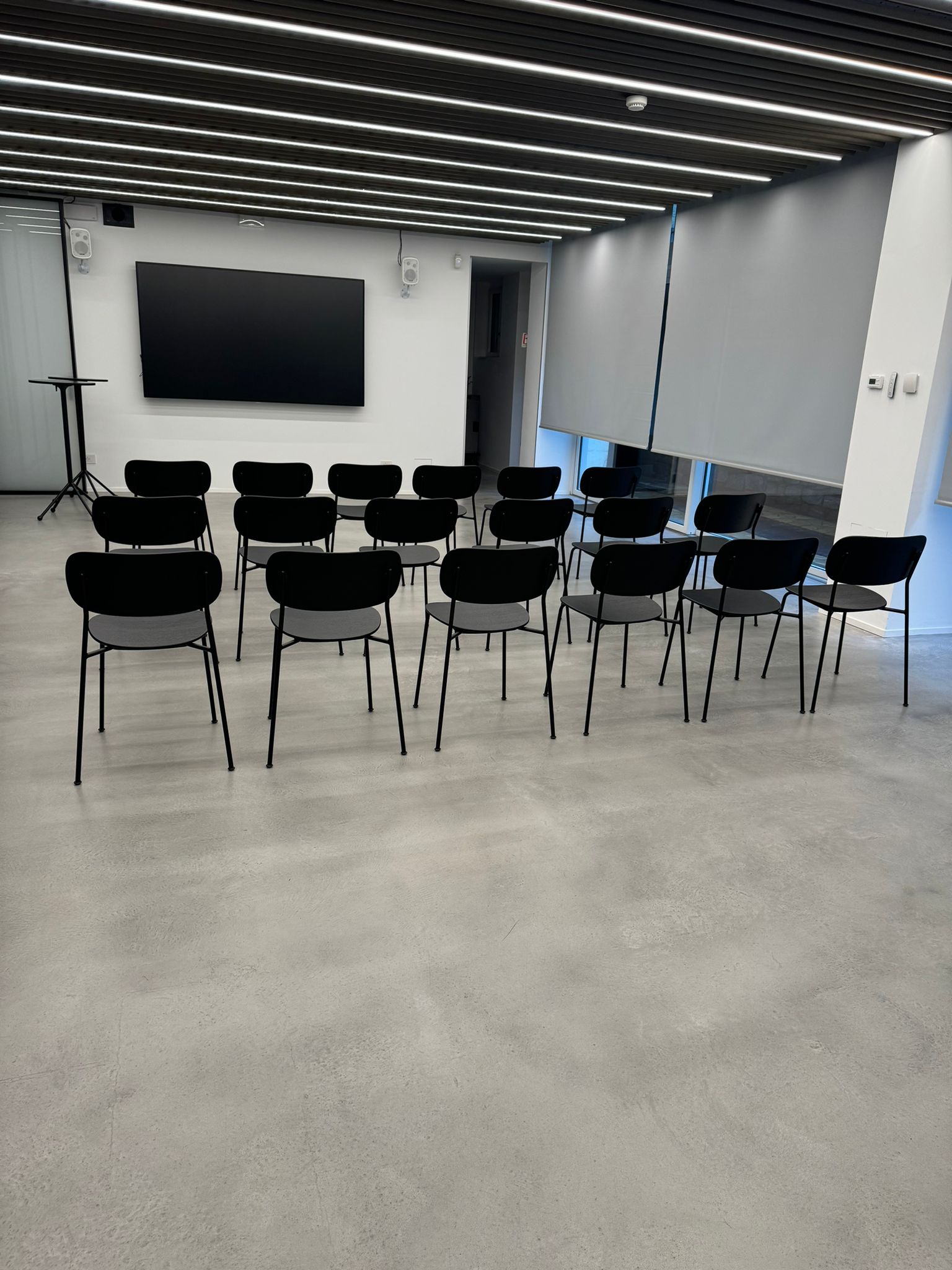 WhatsApp Image 2024-04-22 at 19.59.40 WhatsApp Image 2024-04-22 at 19.59.40