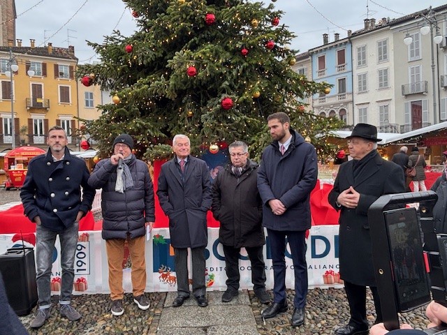 Inaugurazione Mercato Natale Lodi parla Errico