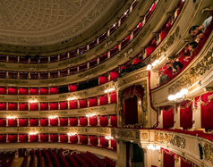 Con il Mercatino di Natale <br>in Duomo alla Scala la cena <br>per gli utenti della Caritas Ambrosiana 