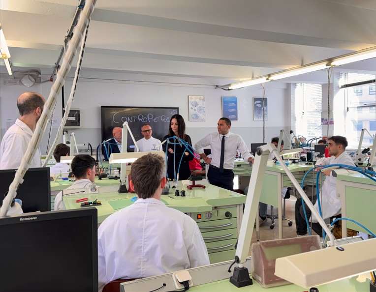 Visita Massari Capac 5 Visita Massari Capac 5