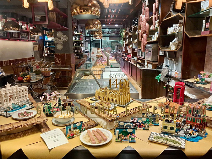 Mostra concorso vetrine Abbiategrasso PREMIATA SALUMERIA MELONI primo premio assoluto_SITO Mostra concorso vetrine Abbiategrasso PREMIATA SALUMERIA MELONI primo premio assoluto_SITO