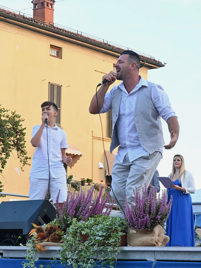 Vetrina di Voci Cassano d'Adda 7_SITO Vetrina di Voci Cassano d'Adda 7_SITO