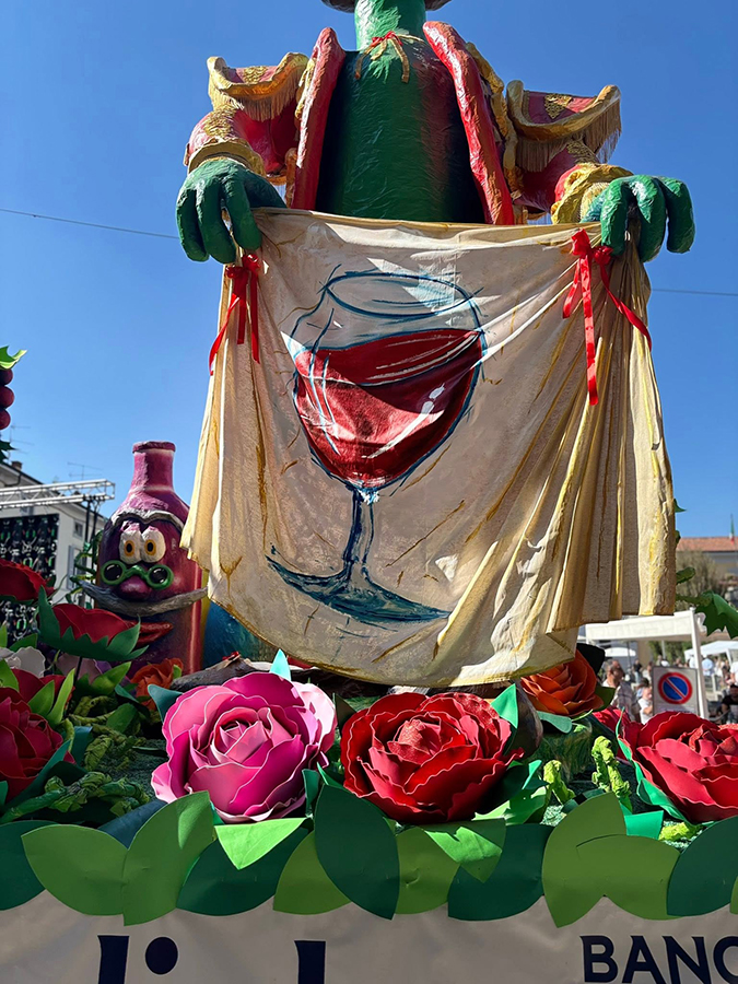 San Colombano vendemmia carro